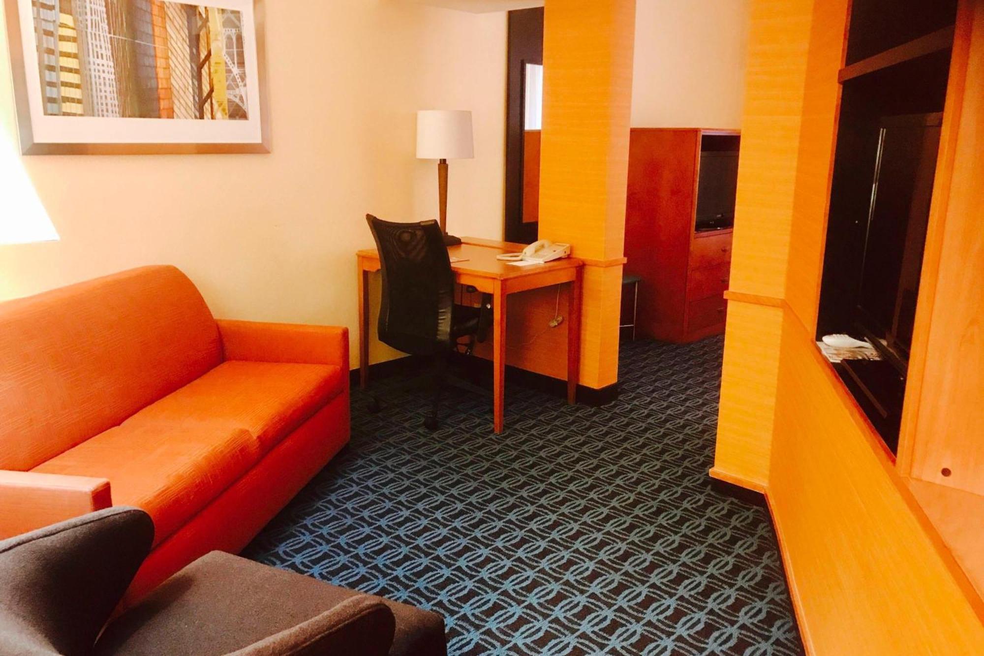 Fairfield Inn And Suites Sacramento Airport Natomas West Sacramento Exterior photo